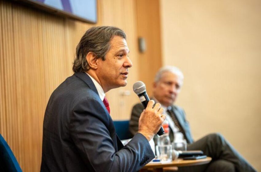 O governo tentou explicar depois. Mas o estrago já tinha sido feito.